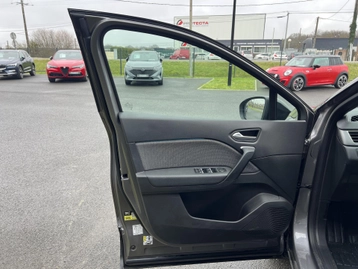 Image véhicule  Renault CAPTUR (23)