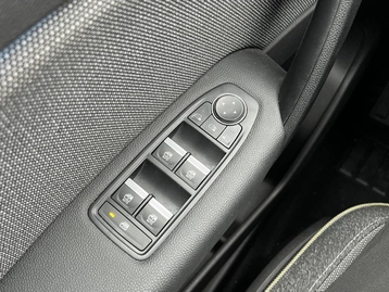 Image véhicule  Renault CAPTUR (27)