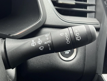 Image véhicule  Renault CAPTUR (31)