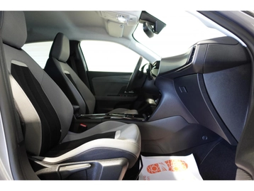 Image véhicule Opel MOKKA (11) Image véhicule Opel MOKKA (11)