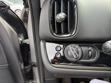 Image véhicule  Mini COUNTRYMAN (23)