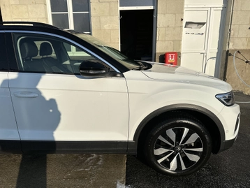 Image véhicule  Volkswagen T-ROC (7)