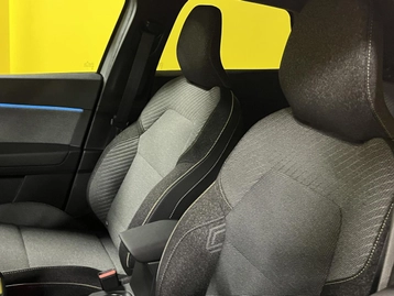 Image véhicule  Renault CAPTUR (25)