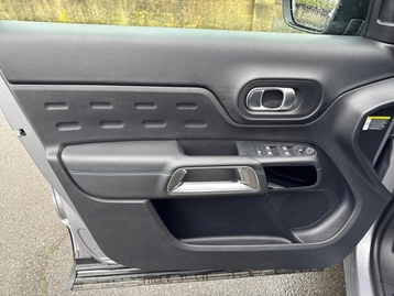 Image véhicule  Citroën C5 AIRCROSS (26)