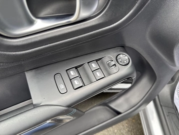 Image véhicule  Citroën C5 AIRCROSS (17)