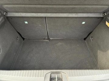 Image véhicule  Renault CLIO (39)