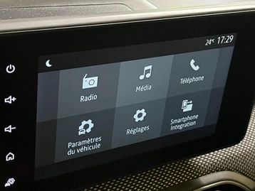Image véhicule  Dacia JOGGER (25)