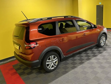 Image véhicule  Dacia JOGGER (4)