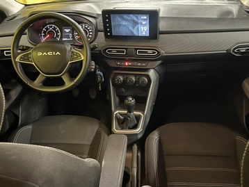 Image véhicule  Dacia JOGGER (2)