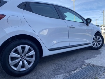 Image véhicule  Renault CLIO V (3)