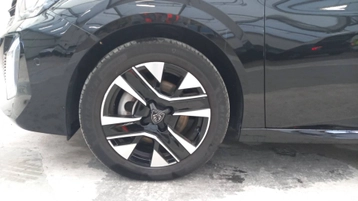 Image véhicule  Peugeot 208 (7)