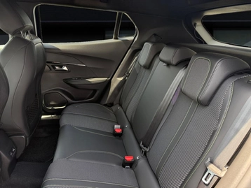 Image véhicule  Peugeot 2008 (15)