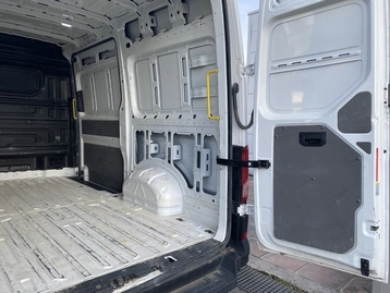 Image véhicule  Volkswagen CRAFTER (10)