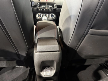 Image véhicule Fiat 500X (26) Image véhicule Fiat 500X (26)