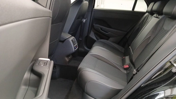 Image véhicule  Volkswagen T-ROC (12)