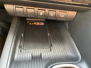 Image véhicule  Toyota C-HR (33)