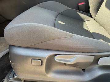 Image véhicule  Toyota C-HR (21)