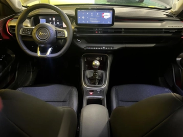 Image véhicule Jeep AVENGER (27) Image véhicule Jeep AVENGER (27)