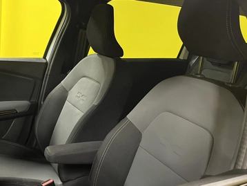 Image véhicule  Dacia JOGGER (32)