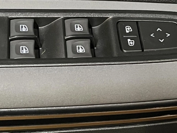 Image véhicule  Dacia JOGGER (30)