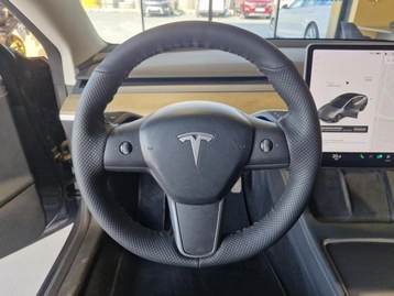Image véhicule  Tesla MODEL 3 (9)