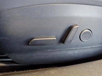 Image véhicule  Tesla MODEL 3 (8)