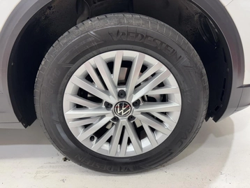 Image véhicule  Volkswagen T-ROC (36)