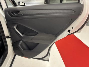 Image véhicule  Volkswagen T-ROC (27)