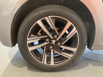 Image véhicule  Peugeot 208 (4)