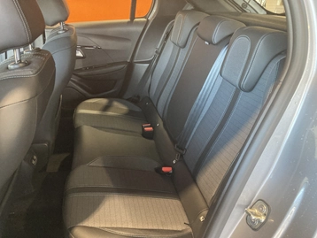 Image véhicule  Peugeot 208 (7)