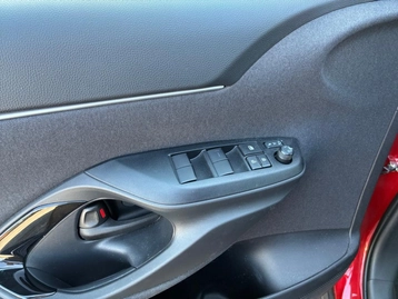 Image véhicule  Toyota YARIS CROSS (21)