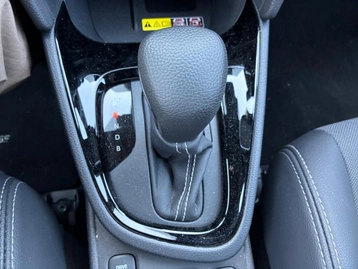 Image véhicule  Toyota YARIS CROSS (38)