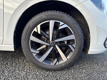 Image véhicule  Volkswagen POLO (9)