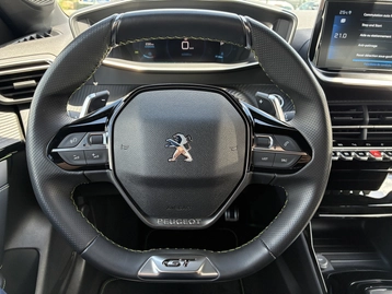 Image véhicule  Peugeot 208 (17)