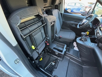 Image véhicule  Fiat DOBLO CARGO (10)
