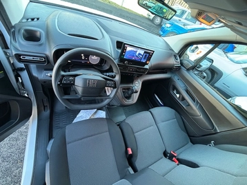 Image véhicule  Fiat DOBLO CARGO (9)