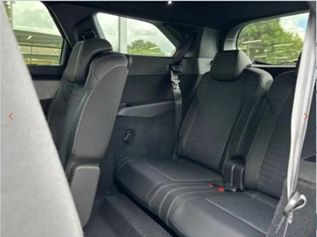 Image véhicule  Peugeot 5008 (8)