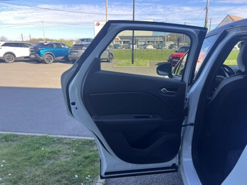 Image véhicule  Renault CAPTUR (15)