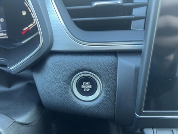 Image véhicule  Renault CAPTUR (33)