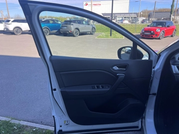 Image véhicule  Renault CAPTUR (21)