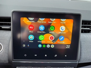 Image véhicule Renault CLIO (9) Image véhicule Renault CLIO (9)