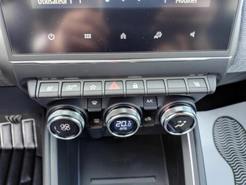 Image véhicule Renault CLIO (11) Image véhicule Renault CLIO (11)