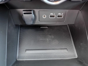 Image véhicule Renault CLIO (12) Image véhicule Renault CLIO (12)