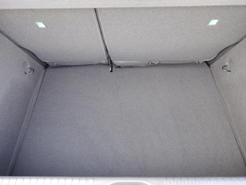 Image véhicule Renault CLIO (18) Image véhicule Renault CLIO (18)