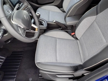 Image véhicule Renault CLIO (20) Image véhicule Renault CLIO (20)