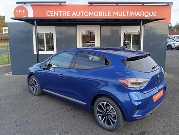 Image véhicule Renault CLIO (3) Image véhicule Renault CLIO (3)