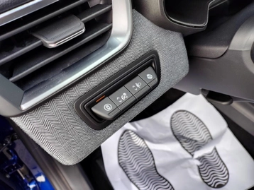 Image véhicule Renault CLIO (16) Image véhicule Renault CLIO (16)