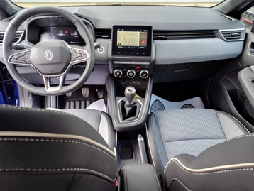 Image véhicule  Renault CLIO (4)