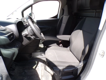 Image véhicule  Citroën BERLINGO (9)