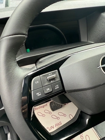 Image véhicule  Opel VIVARO (5)